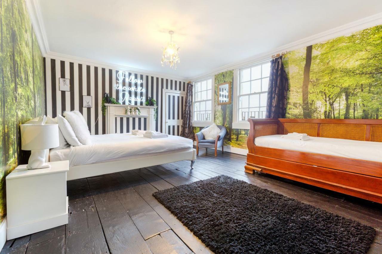 The Wonderland Townhouse - Alice In Wonderland 7Bdr Home Бат Экстерьер фото